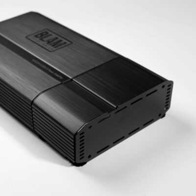 Spacer - amplifying spacers